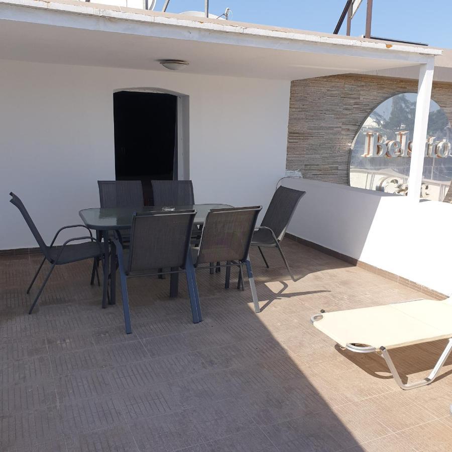 Ahoy Deluxe Apts Apartman Ajía Nápa Kültér fotó
